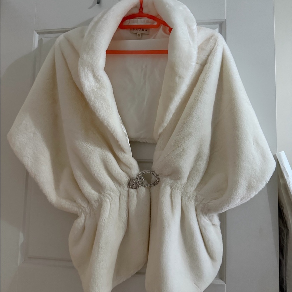 LAURA Faux Fur Shrug with Rhinestone Clasp - Cream